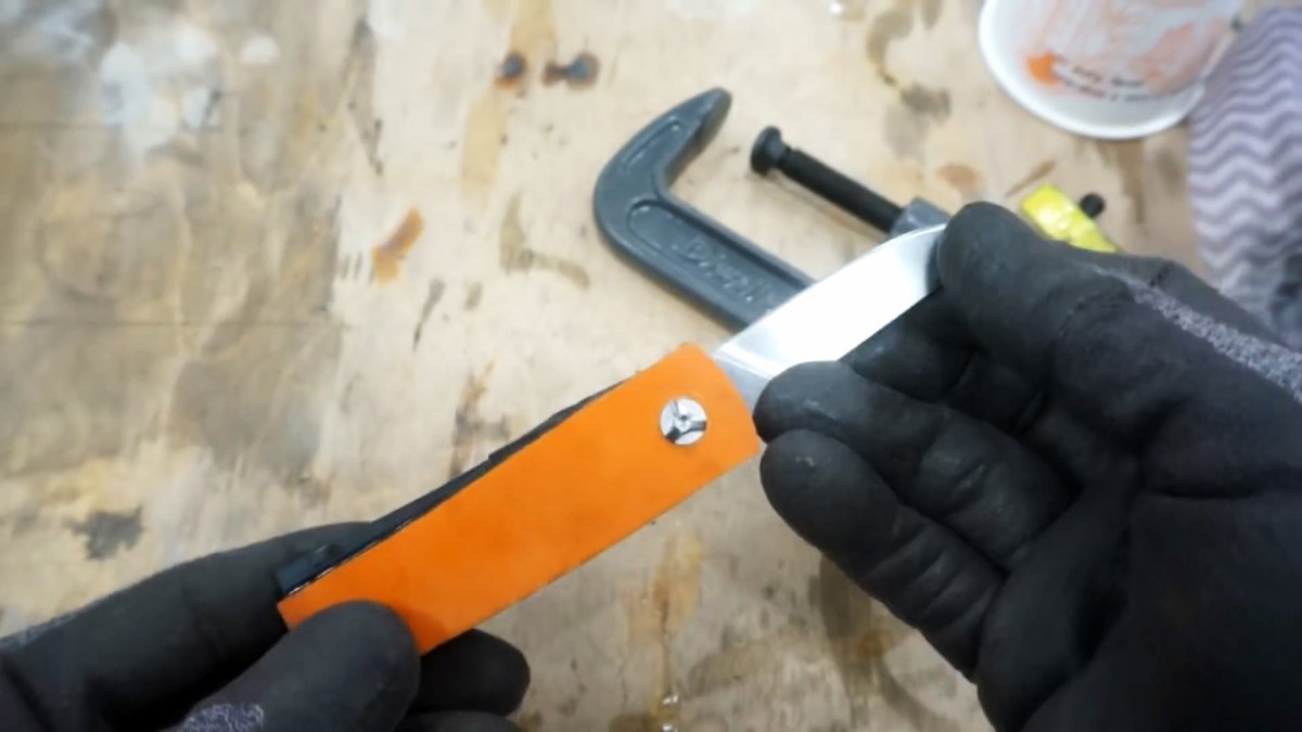 Как из сломанных ножниц сделать складной перочинный нож