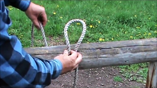 Как привязать веревку к столбу, чтобы потом легко отвязать