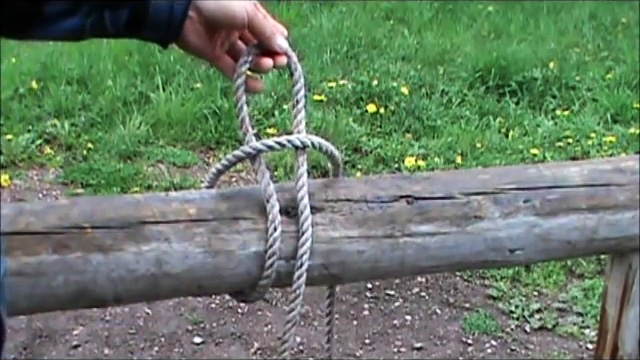 Как привязать веревку к столбу, чтобы потом легко отвязать