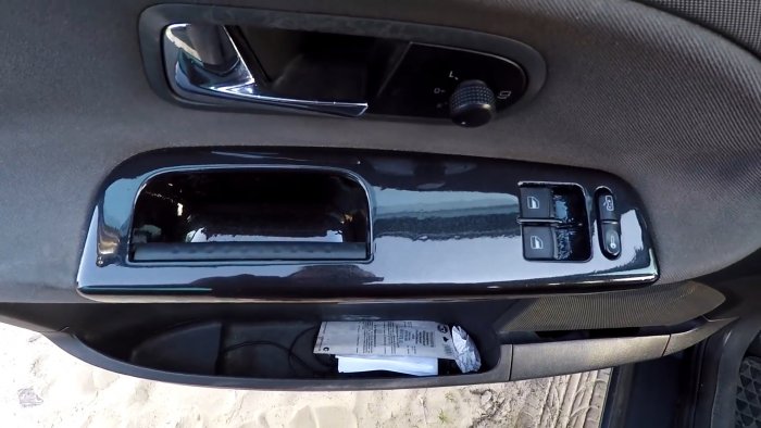 Как восстановить потертый пластик салона автомобиля