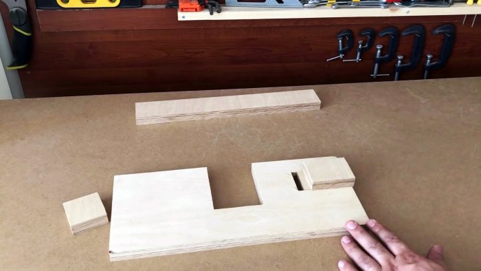 Самодельная ручная ленточная пила из фанеры с приводом от шуруповерта