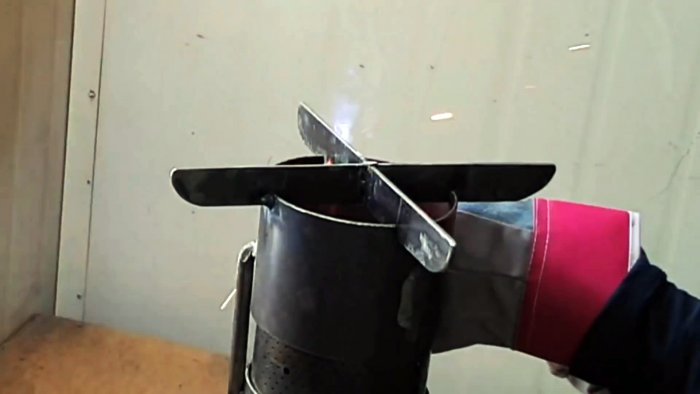 Как сделать простую и многофункциональную ракетную печь