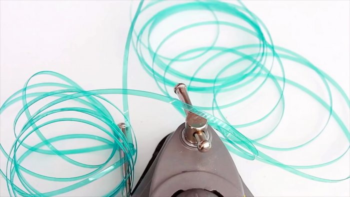 Как сделать прочнейшую цепь из пластиковых бутылок