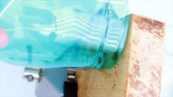 Как сделать прочнейшую цепь из пластиковых бутылок