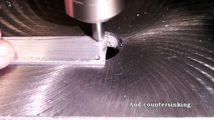 Как сделать надежный лобзик для фигурной резки