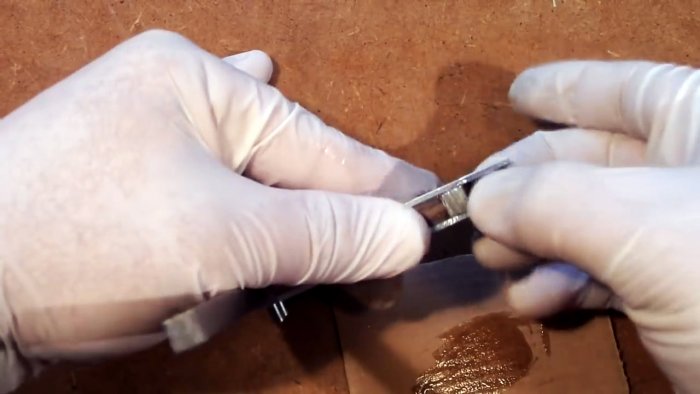 Как сделать надежный лобзик для фигурной резки