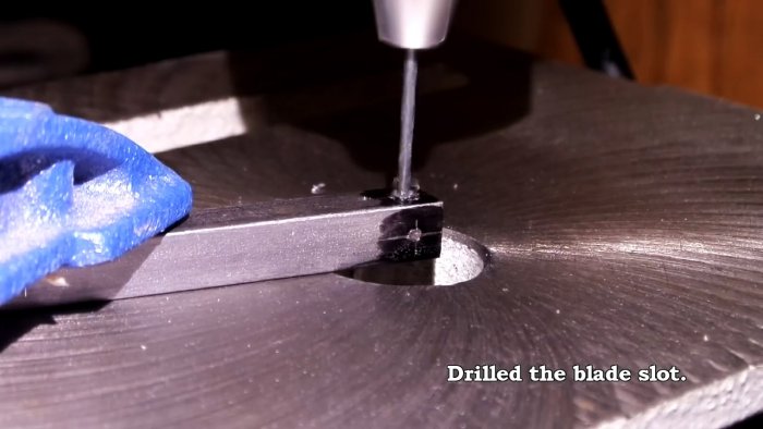 Как сделать надежный лобзик для фигурной резки