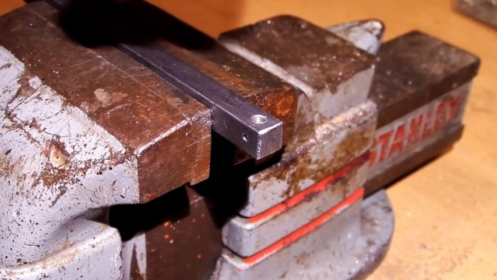 Как сделать надежный лобзик для фигурной резки