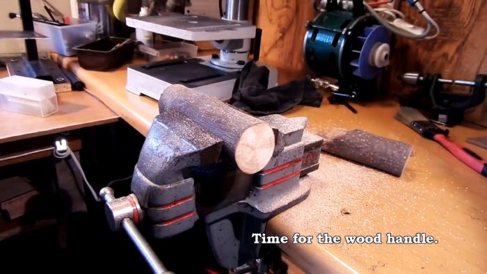 Как сделать надежный лобзик для фигурной резки