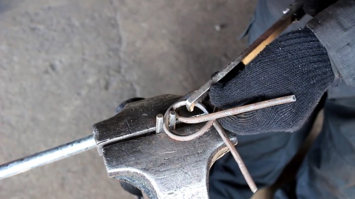 Как завязать стальной прут в узел