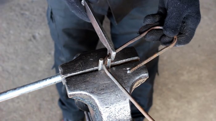 Как завязать стальной прут в узел