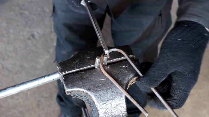 Как завязать стальной прут в узел