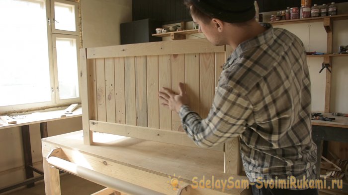 Как сделать контейнер для цветов из поддонов