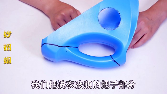 Что можно сделать пустой пластиковой емкости