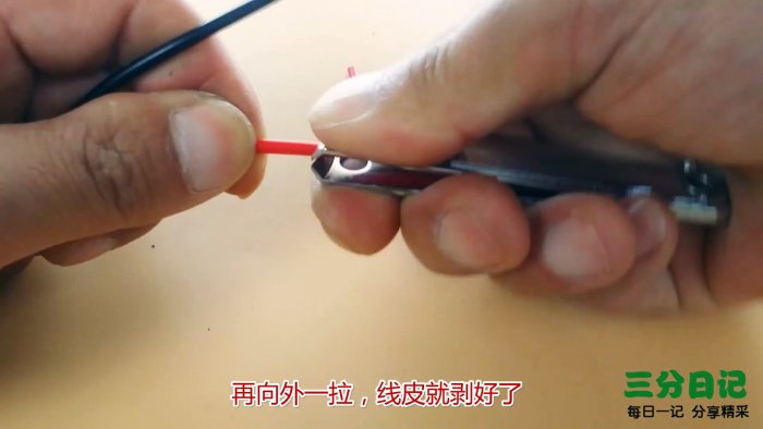 Посмотрите сколько инструментов сможет заменить книпсер для ногтей