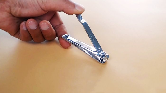 Посмотрите сколько инструментов сможет заменить книпсер для ногтей