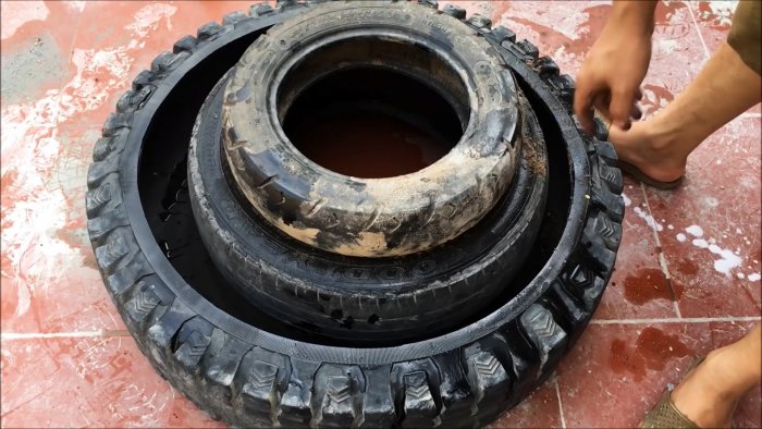 Как сделать трехъярусный садовый фонтанчик из старых покрышек