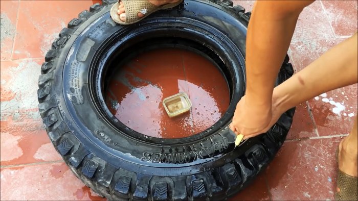 Как сделать трехъярусный садовый фонтанчик из старых покрышек