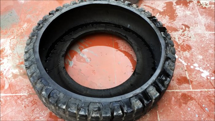 Как сделать трехъярусный садовый фонтанчик из старых покрышек