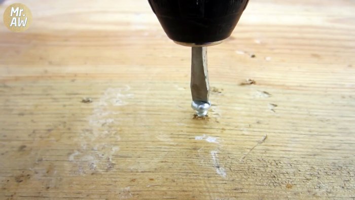 Делаем 2 новых инструмента из старой отвертки