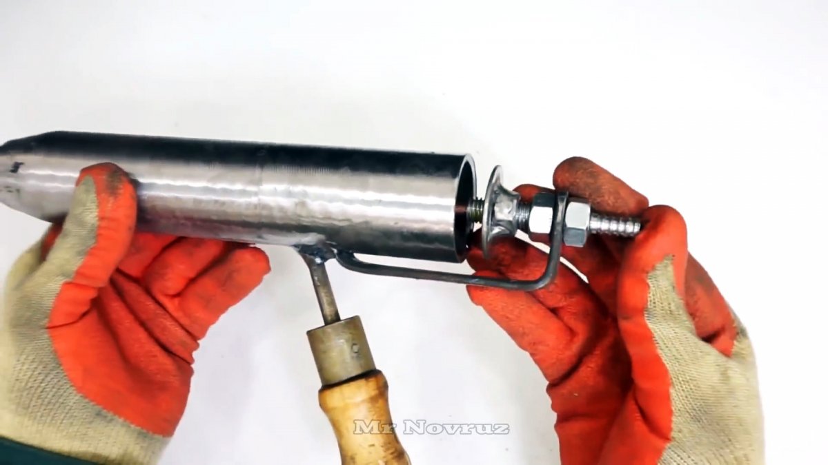 Как из куска трубы сделать инжекторную пропановую горелку
