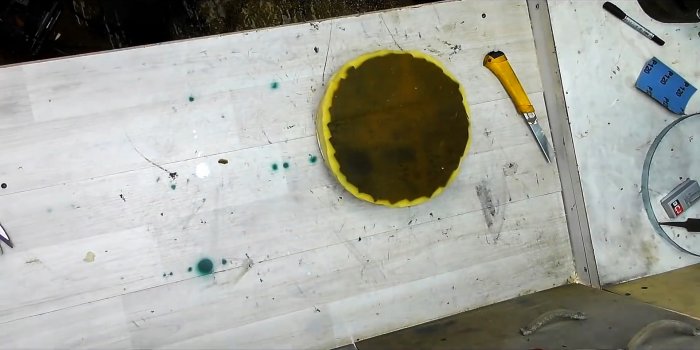 Как из 19 литрового бутыля сделать пуф для мастерской с отделом для хранения