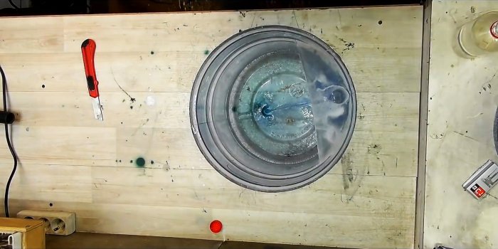 Как из 19 литрового бутыля сделать пуф для мастерской с отделом для хранения