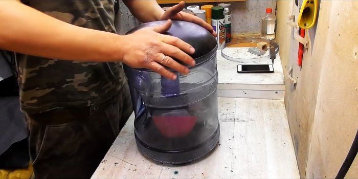 Как из 19 литрового бутыля сделать пуф для мастерской с отделом для хранения