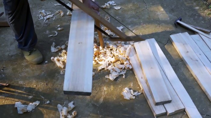 Как без клея гвоздей и саморезов сделать деревянную крышку для казана коптильни или тандыра