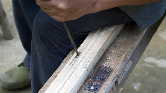 Как без клея гвоздей и саморезов сделать деревянную крышку для казана коптильни или тандыра