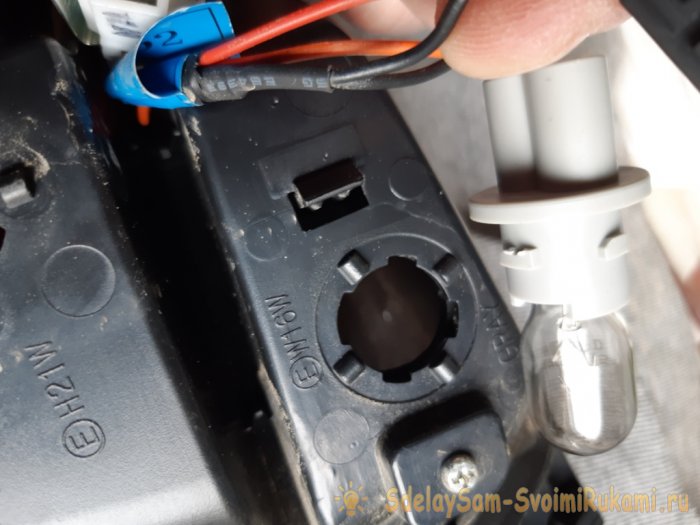 Устранение конденсата в автомобильных фонарях