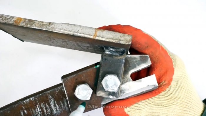 Как сделать рычажные ножницы для перекусывания прутьев и проволоки