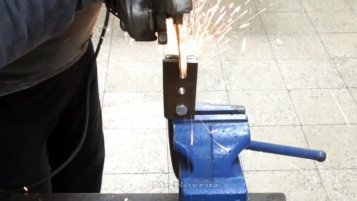 Как сделать рычажные ножницы для перекусывания прутьев и проволоки