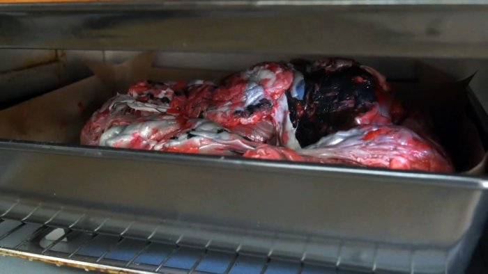 Как из пластика крышек и канистр сделать сиденье табурета