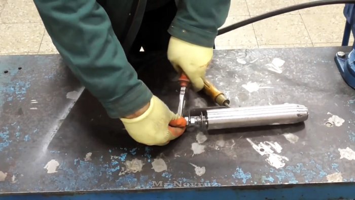 Как из куска трубы сделать инжекторную пропановую горелку