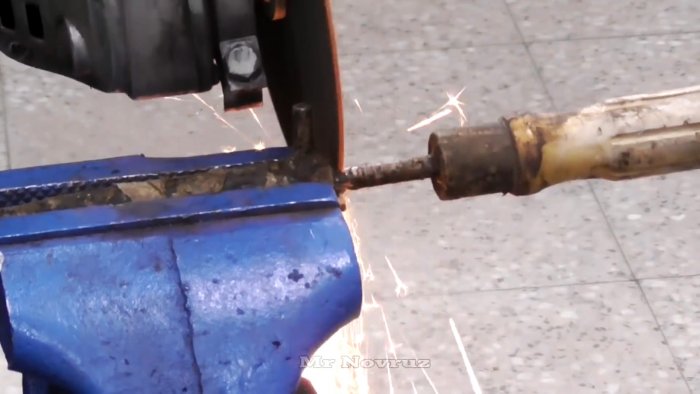 Как из куска трубы сделать инжекторную пропановую горелку