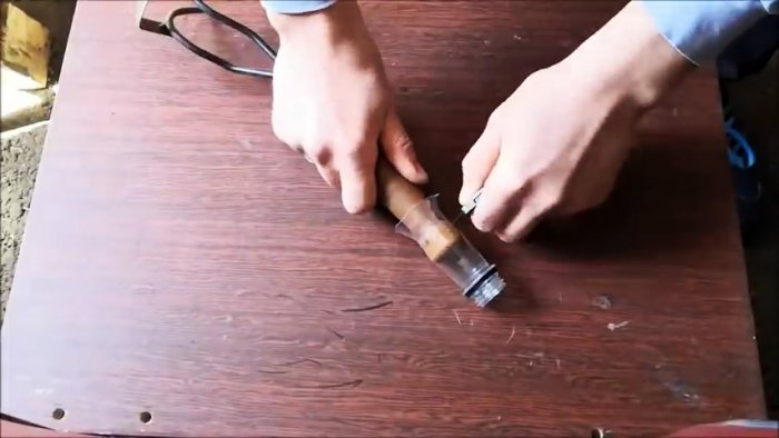 Как с пользой применить горлышки от ПЭТ бутылок огороднику