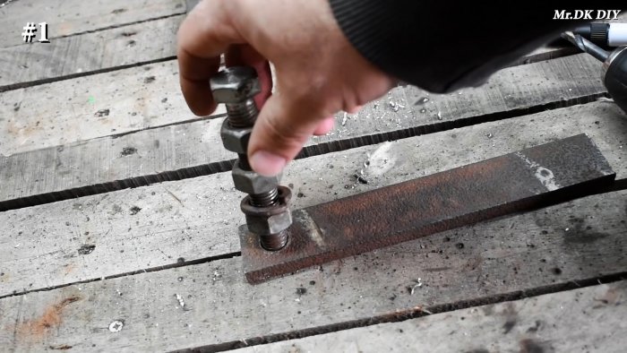 Самый простой гриндер из болгарки велосипедной втулки и ролика ГРМ