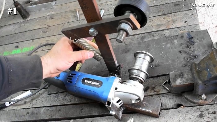 Самый простой гриндер из болгарки велосипедной втулки и ролика ГРМ