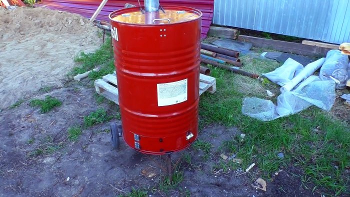Делаем из бочки мобильную печь для сжигания садового мусора