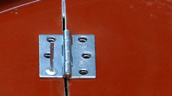 Делаем из бочки мобильную печь для сжигания садового мусора