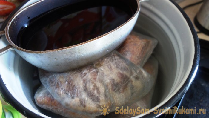 Настоящий варено-копченый бекон в дачных условиях