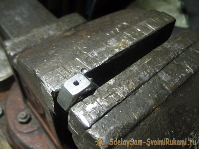 Настоящая коптилка из кофейной банки