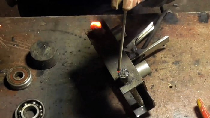 Как сделать простой станок для гибки