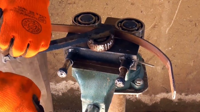 Как сделать простой станок для гибки