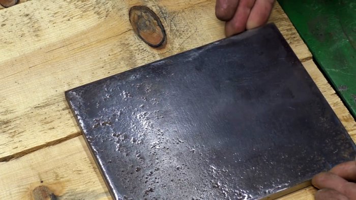 Как сделать миниатюрный сверлильный станок