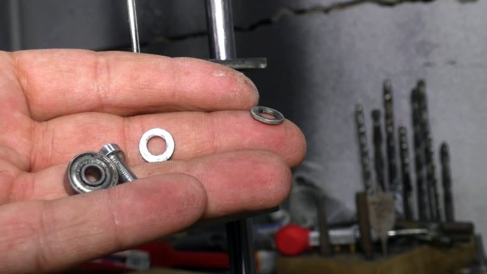 Как сделать миниатюрный сверлильный станок