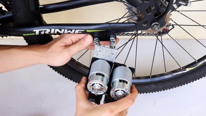 Как сделать мощный электровелосипед на 4 маломощных моторах