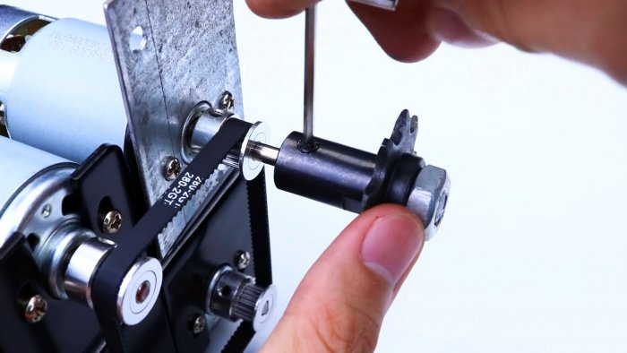 Как сделать мощный электровелосипед на 4 маломощных моторах