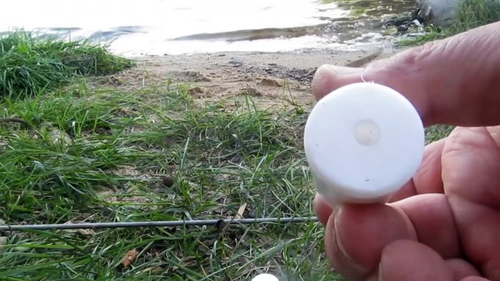 Чистим улов шуруповертом прямо на рыбалке за пару минут